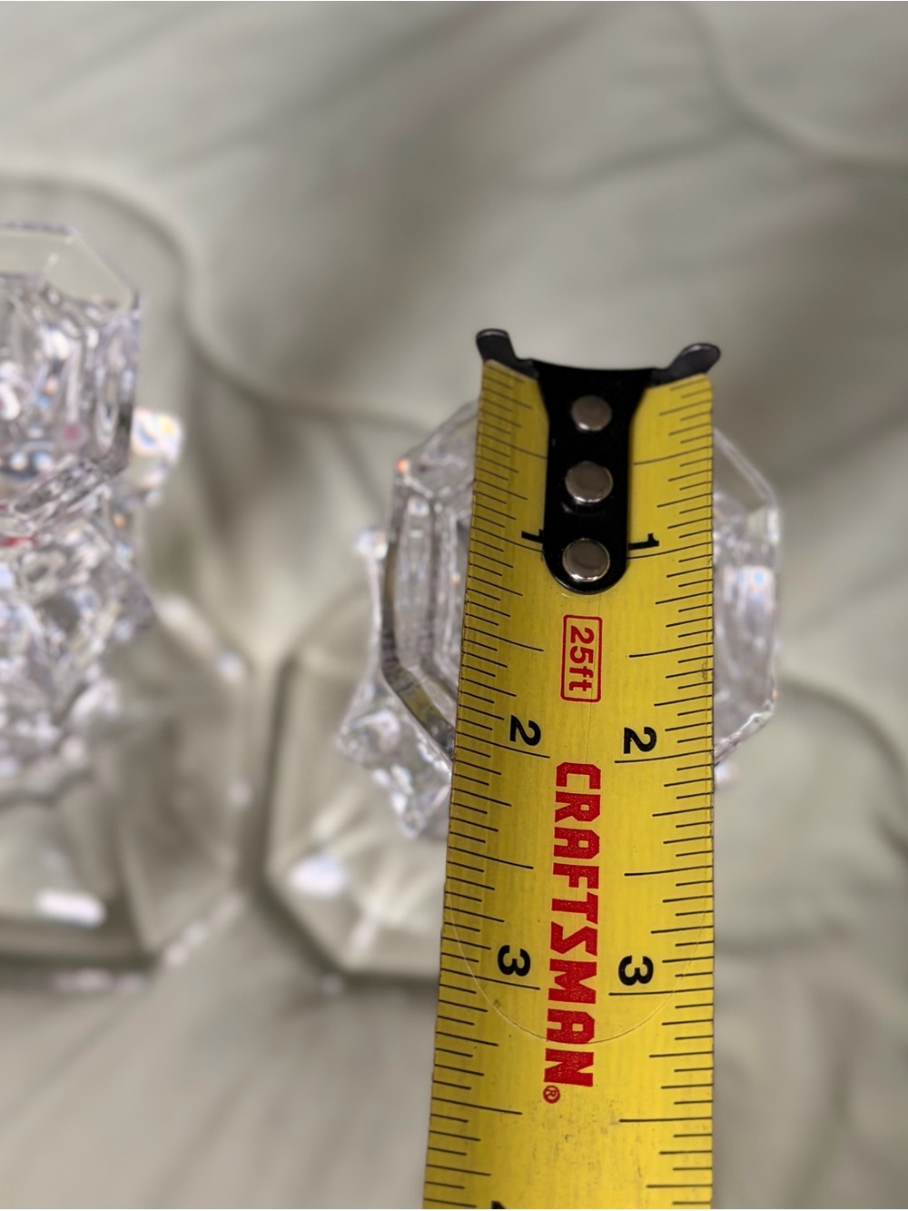 Vintage Charming Clear Glass Candlestick Holders – Elegant Pair Shiny & Bright - Picture 7 of 9